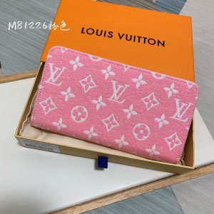 루이비통  여자 지퍼장지갑 M81226
