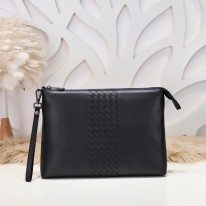 보테가베네타 클러치백