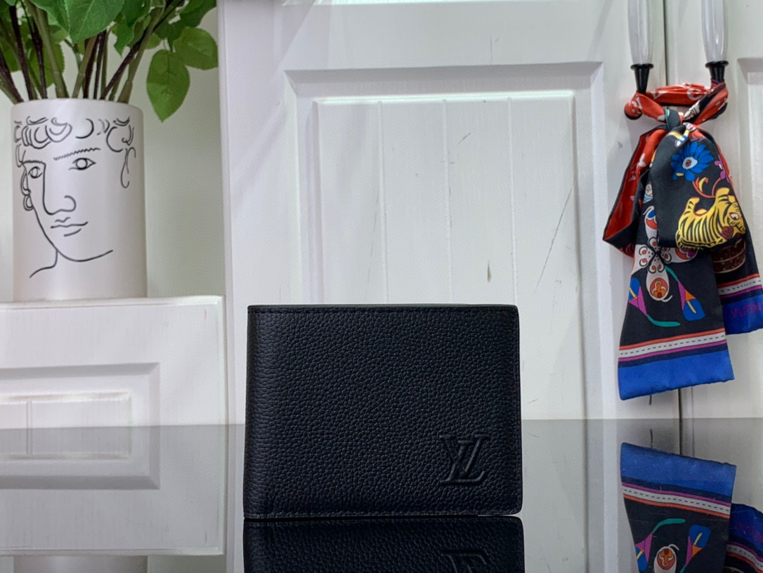 루이비통 남자 반지갑 M83128