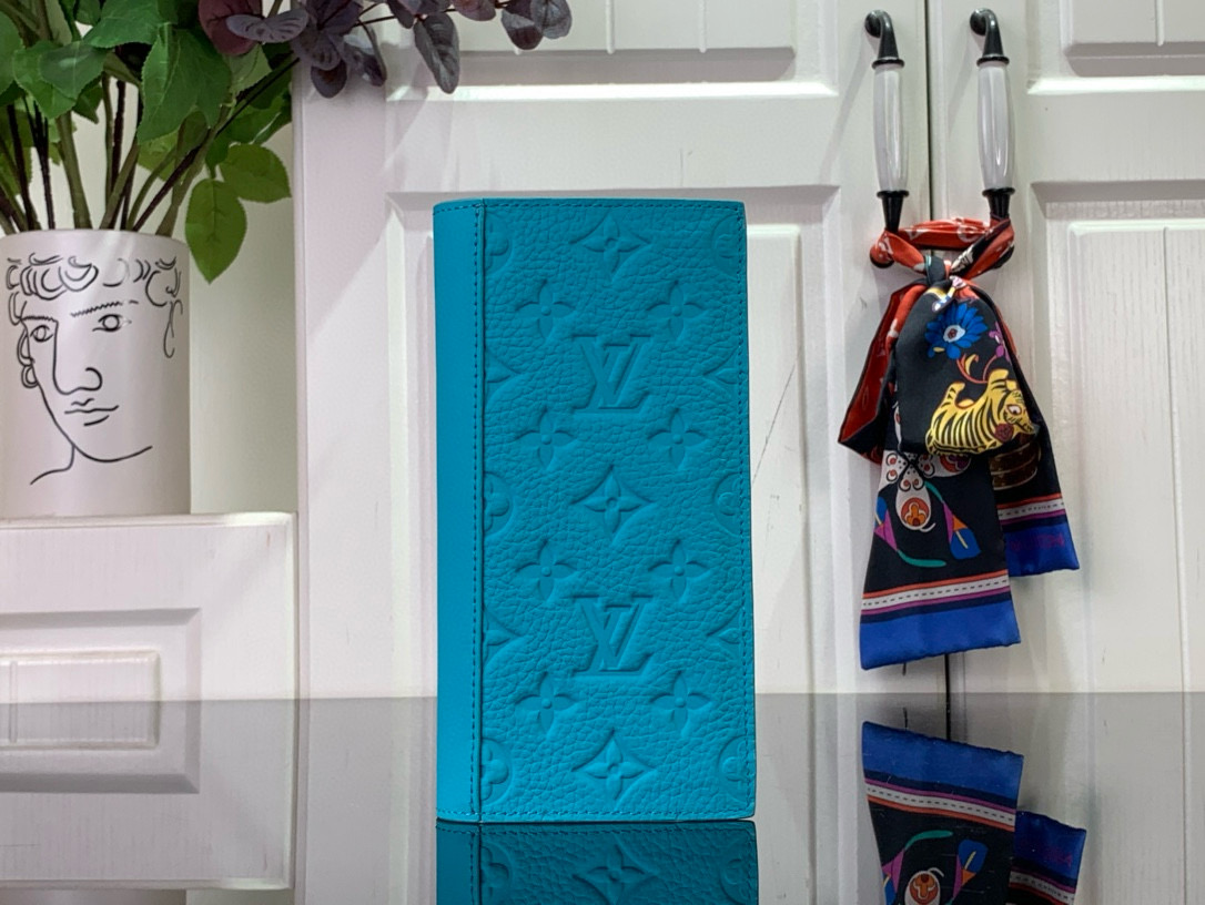 루이비통 남여공용 장지갑  M62665