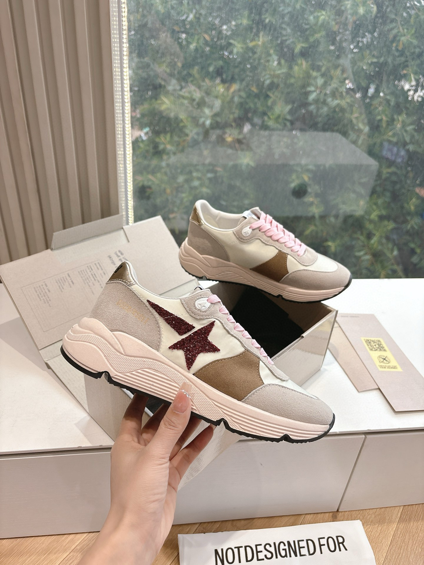 골든구스 남녀공용 스니커즈 신발 운동화