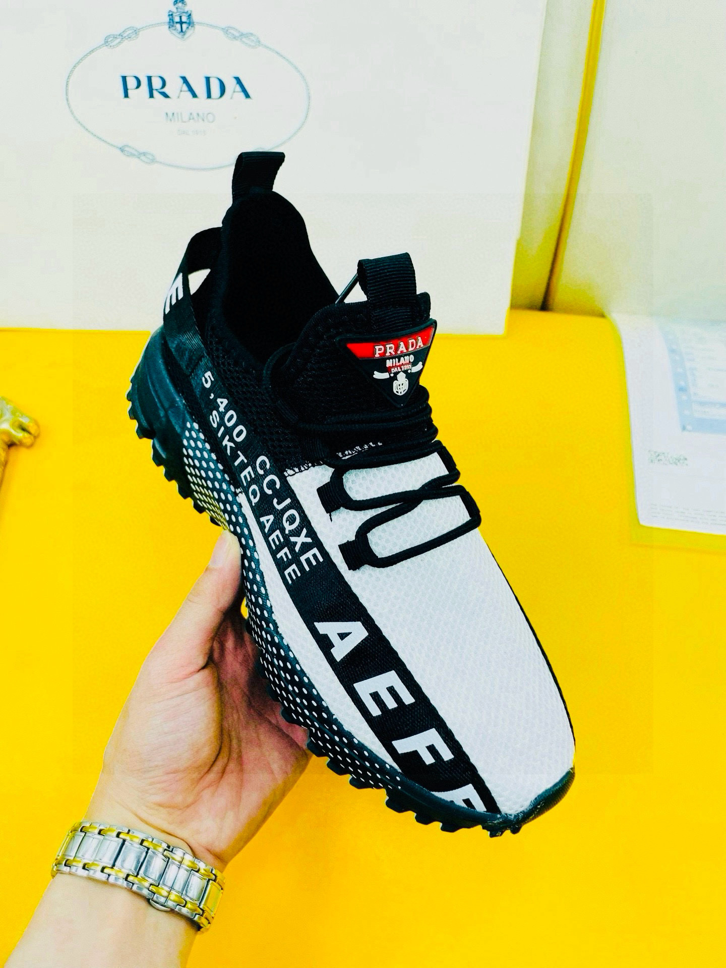 프라다 남자 스니커즈 신발 운동화