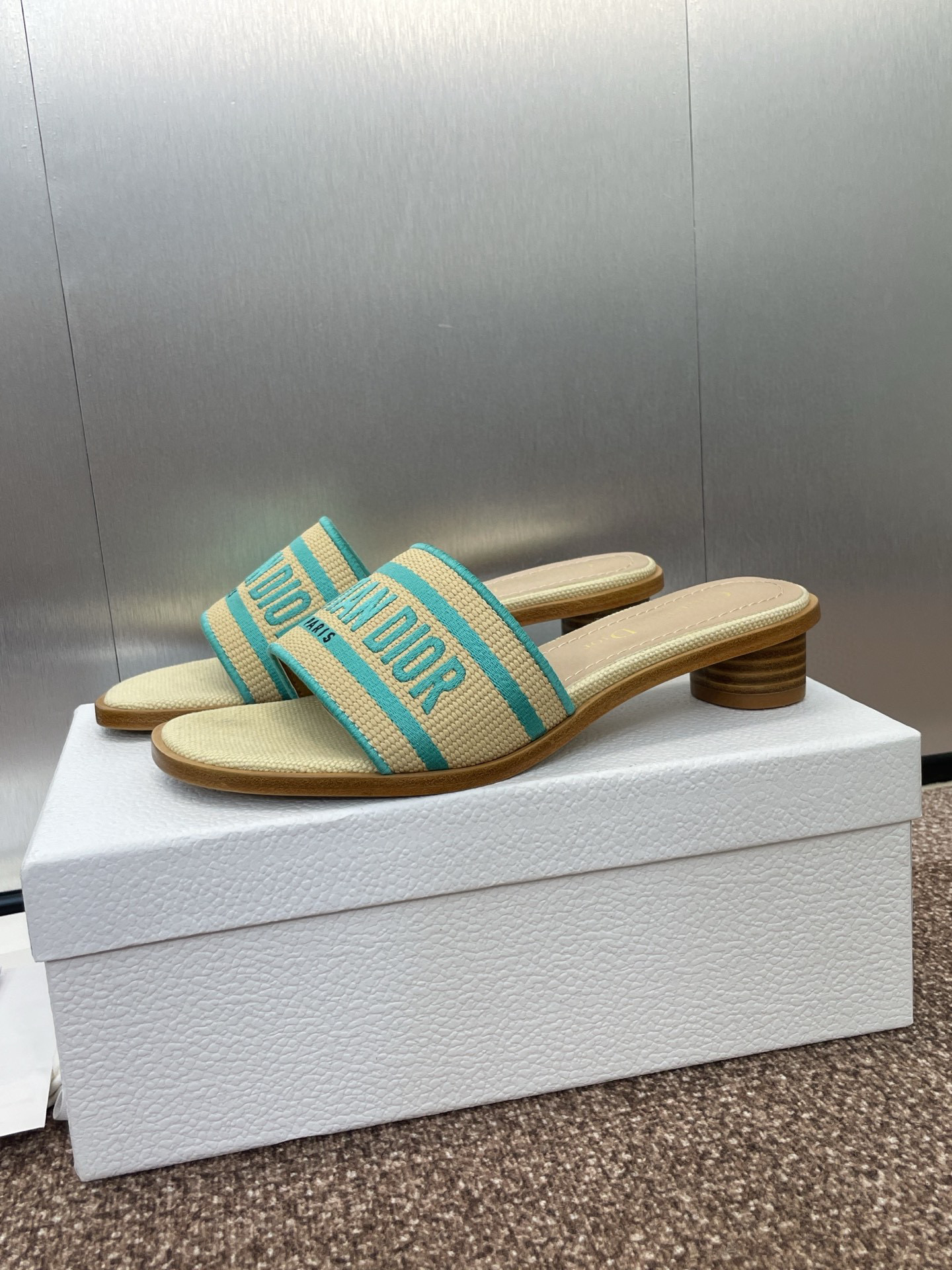 디올 여자 슬리퍼 3cm