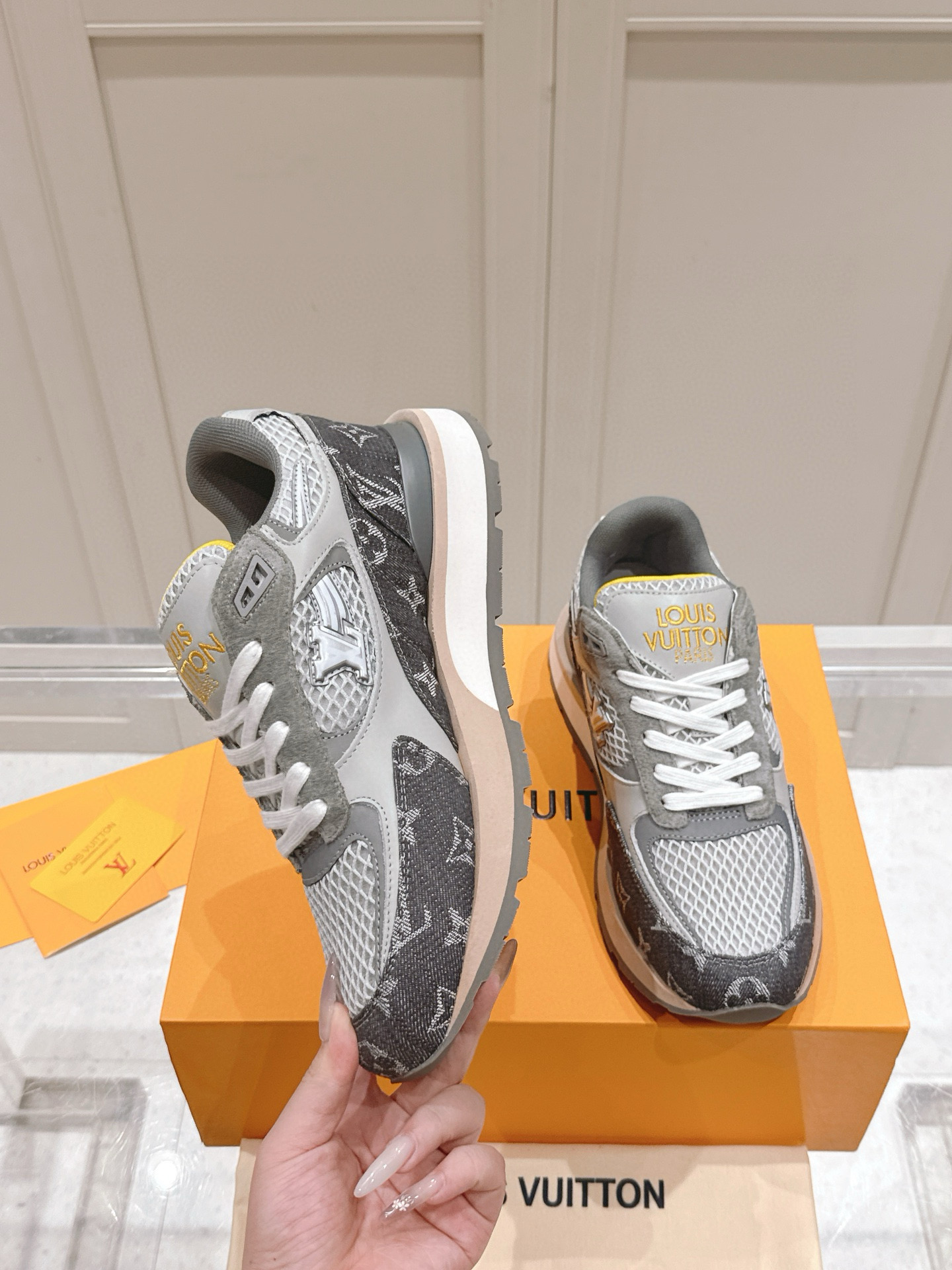 루이비통 4cm 남자 신발 운동화 스니커즈