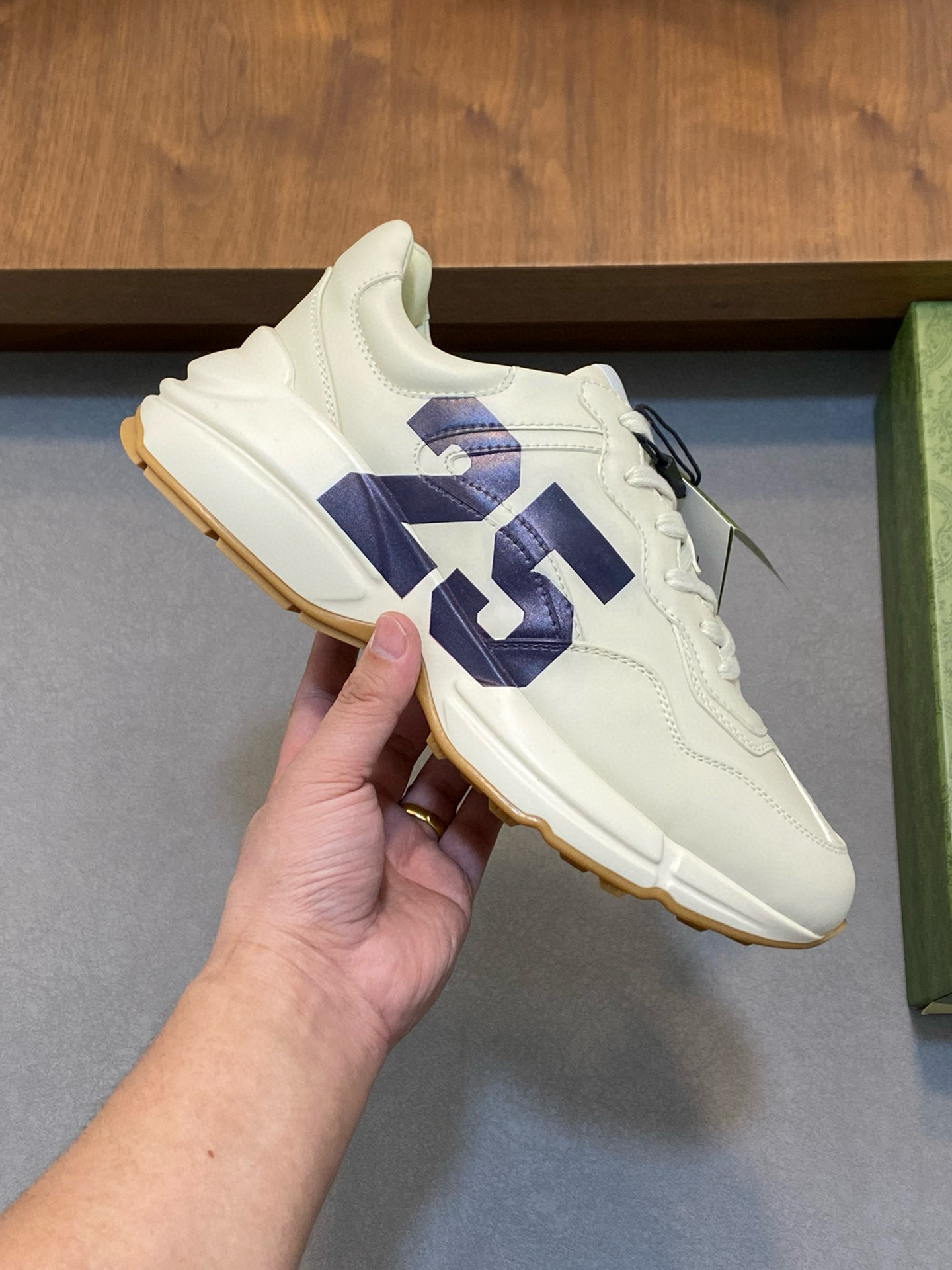 구찌 라이톤 남녀공용 신발 운동화 스니커즈