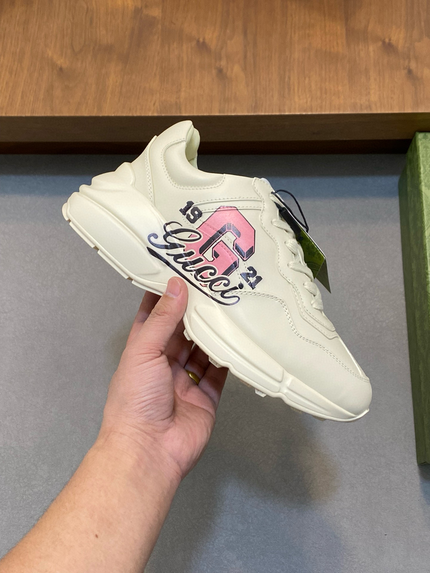 구찌 라이톤 남녀공용 신발 운동화 스니커즈