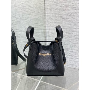 디올 여자가방