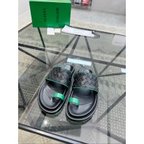 보테가베네타 남자 슬리퍼