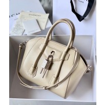 지방시 여자가방