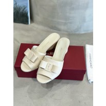페라가모 5cm 여자 슬리퍼