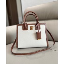 버버리  여자가방