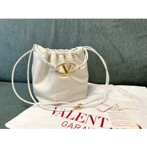 발렌티노 가라바니 토트백 여자가방  0501