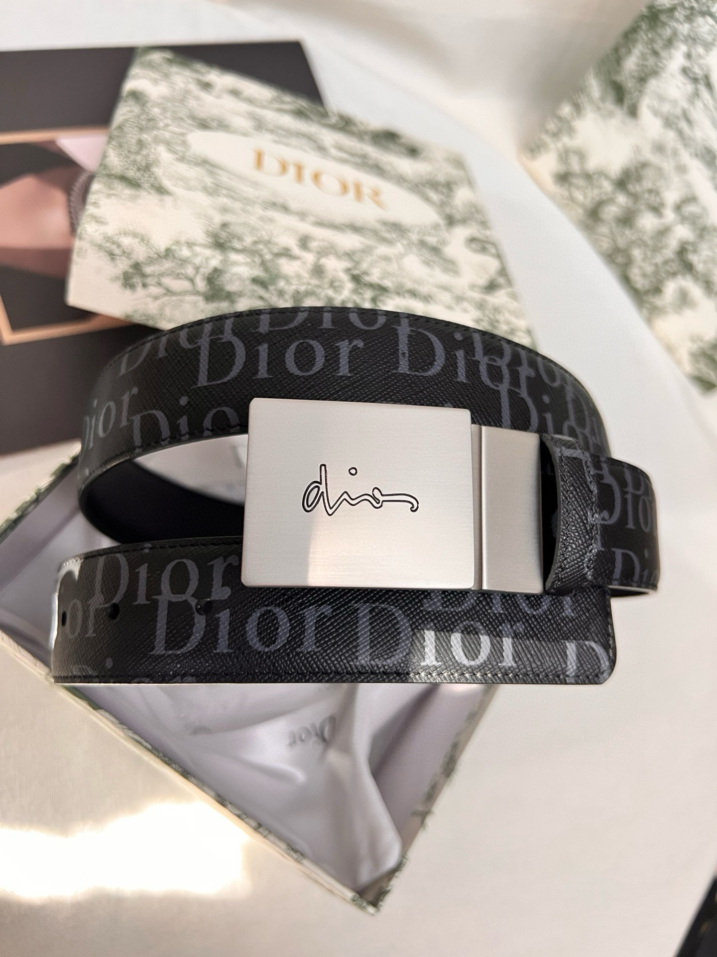 디올 남자 벨트