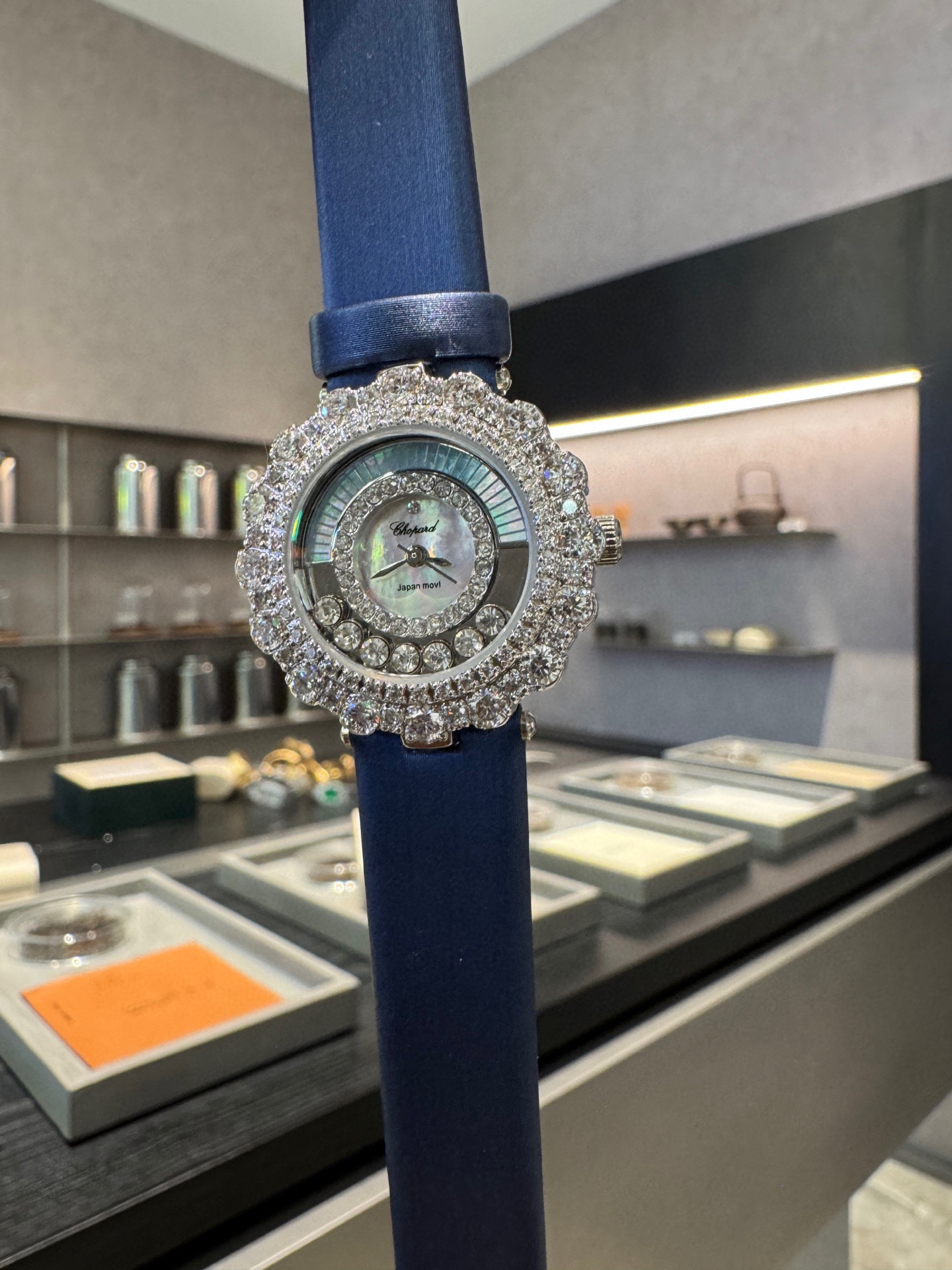 쇼파드 A급 여자시계