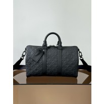 루이비통 M22765 여행가방