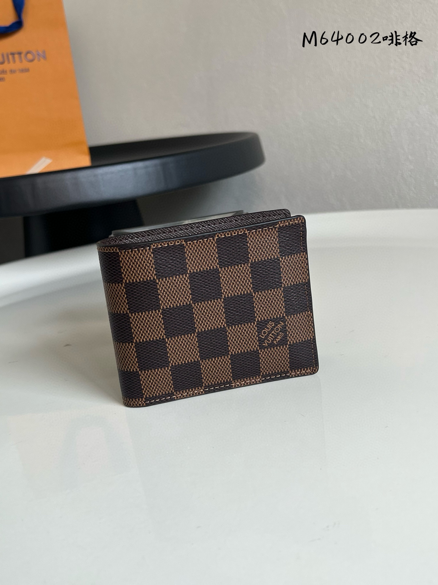 루이비통 M64002 남자 반지갑