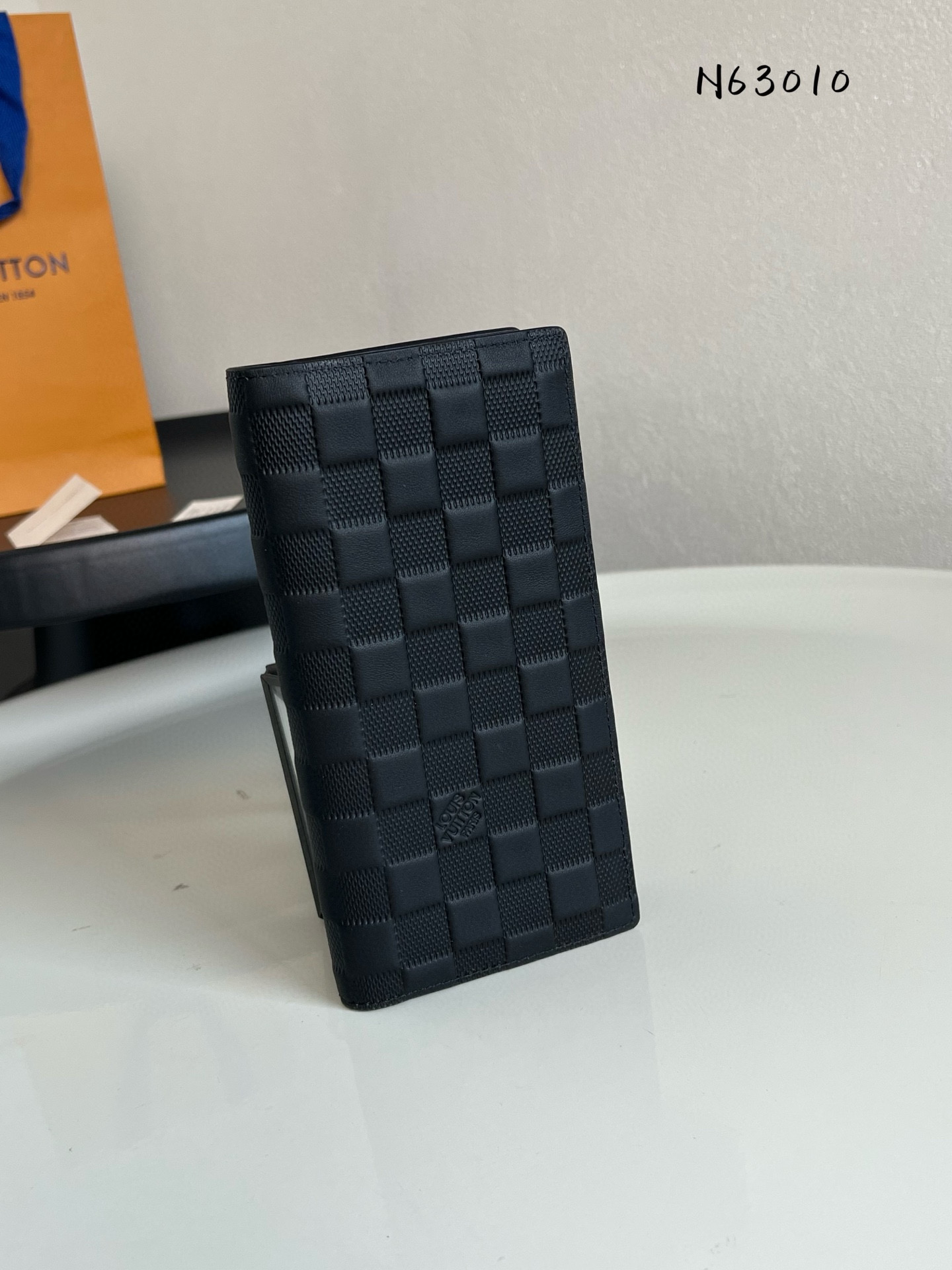 루이비통 N63010 남자 장지갑