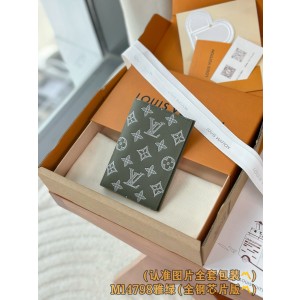 루이비통 M14798 여권지갑