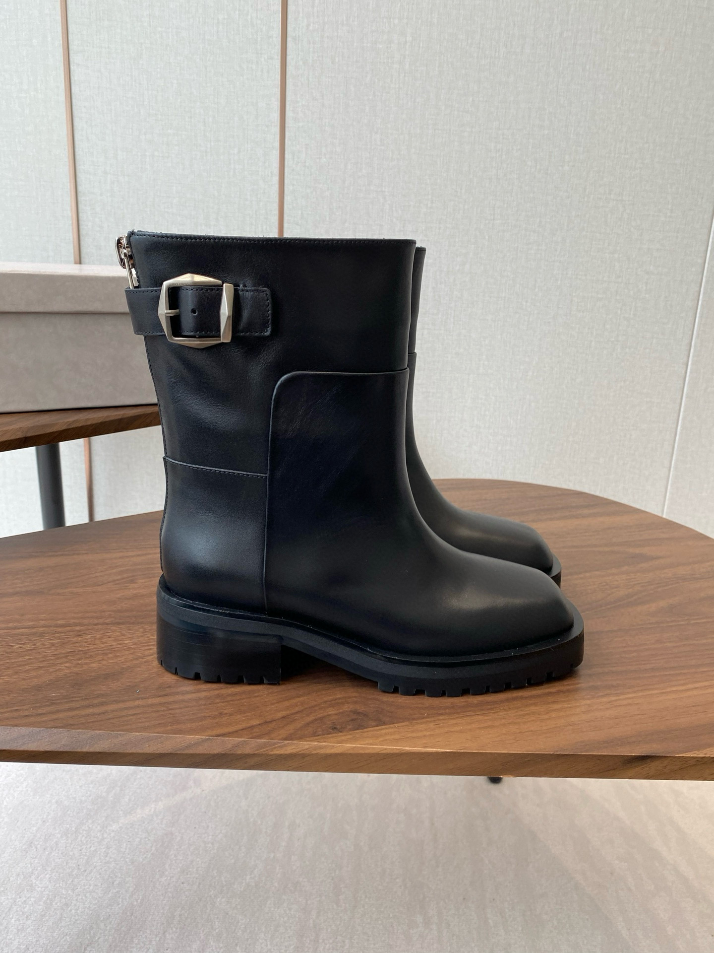 지미추 여자 부츠