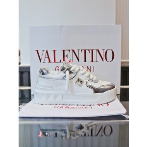 발렌티노 남녀공용 신발 운동화 스니커즈
