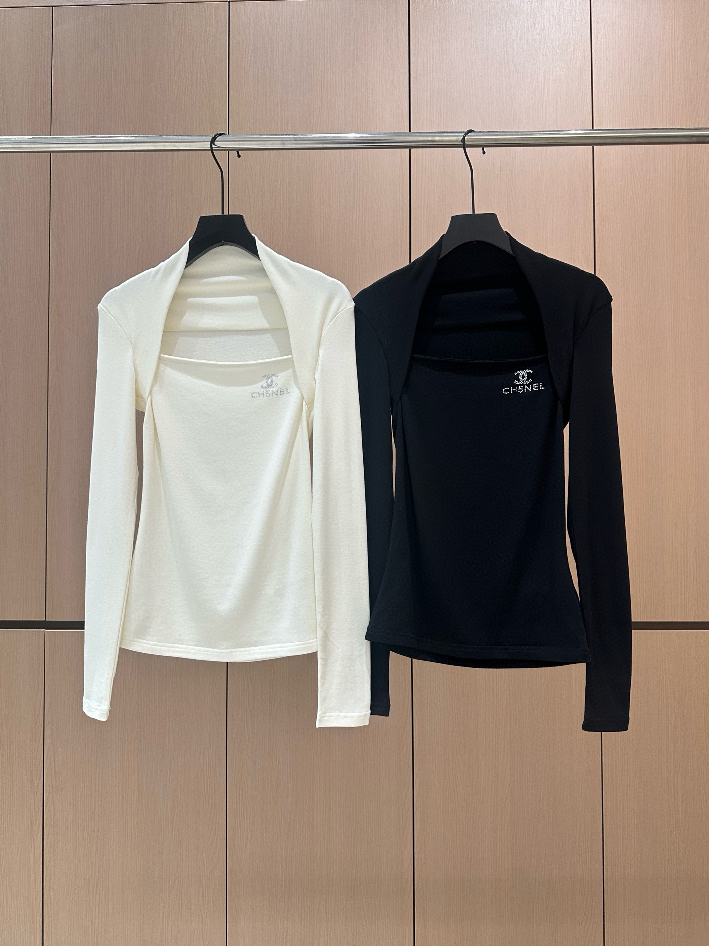 샤넬 2컬러 여자 후드티 맨투맨