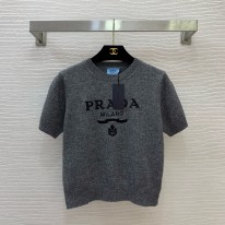 프라다 2컬러 여자 반팔