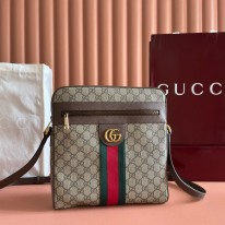 구찌 547934 남자가방