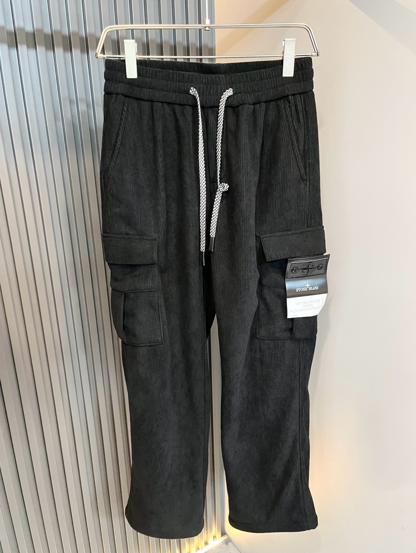 스톤아일랜드 남자 바지