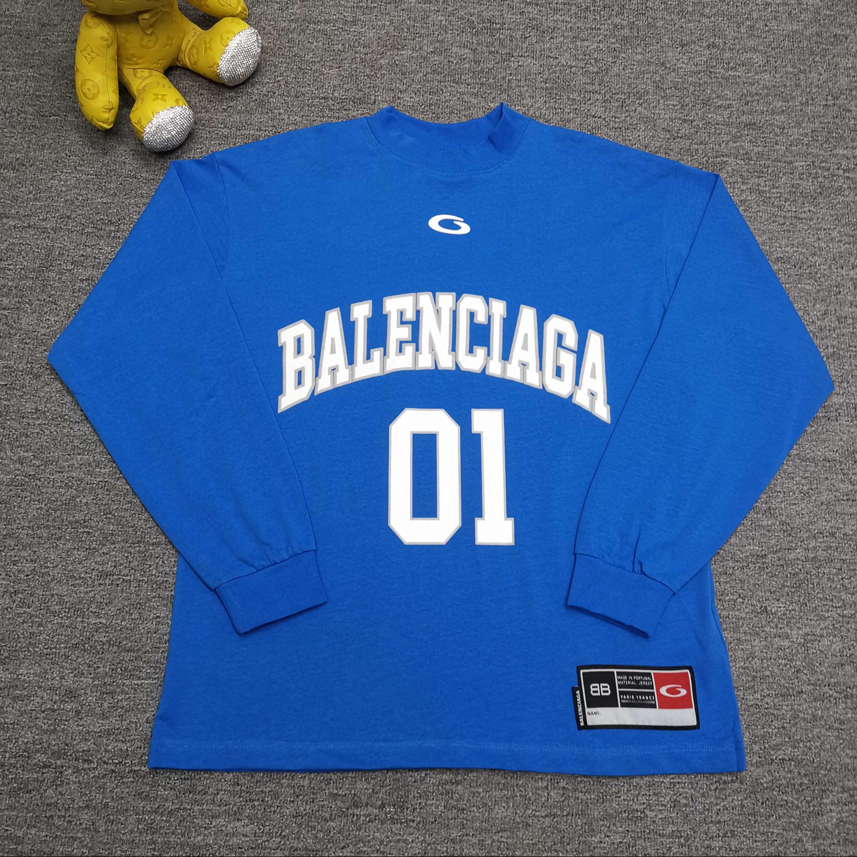 발렌시아가 남녀공용 맨투맨 후드티