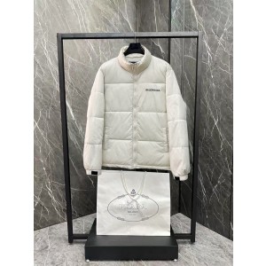 발렌시아가 남자 패딩