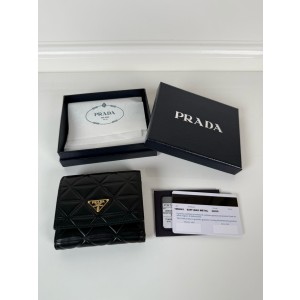 프라다 1MH043 여자 반지갑