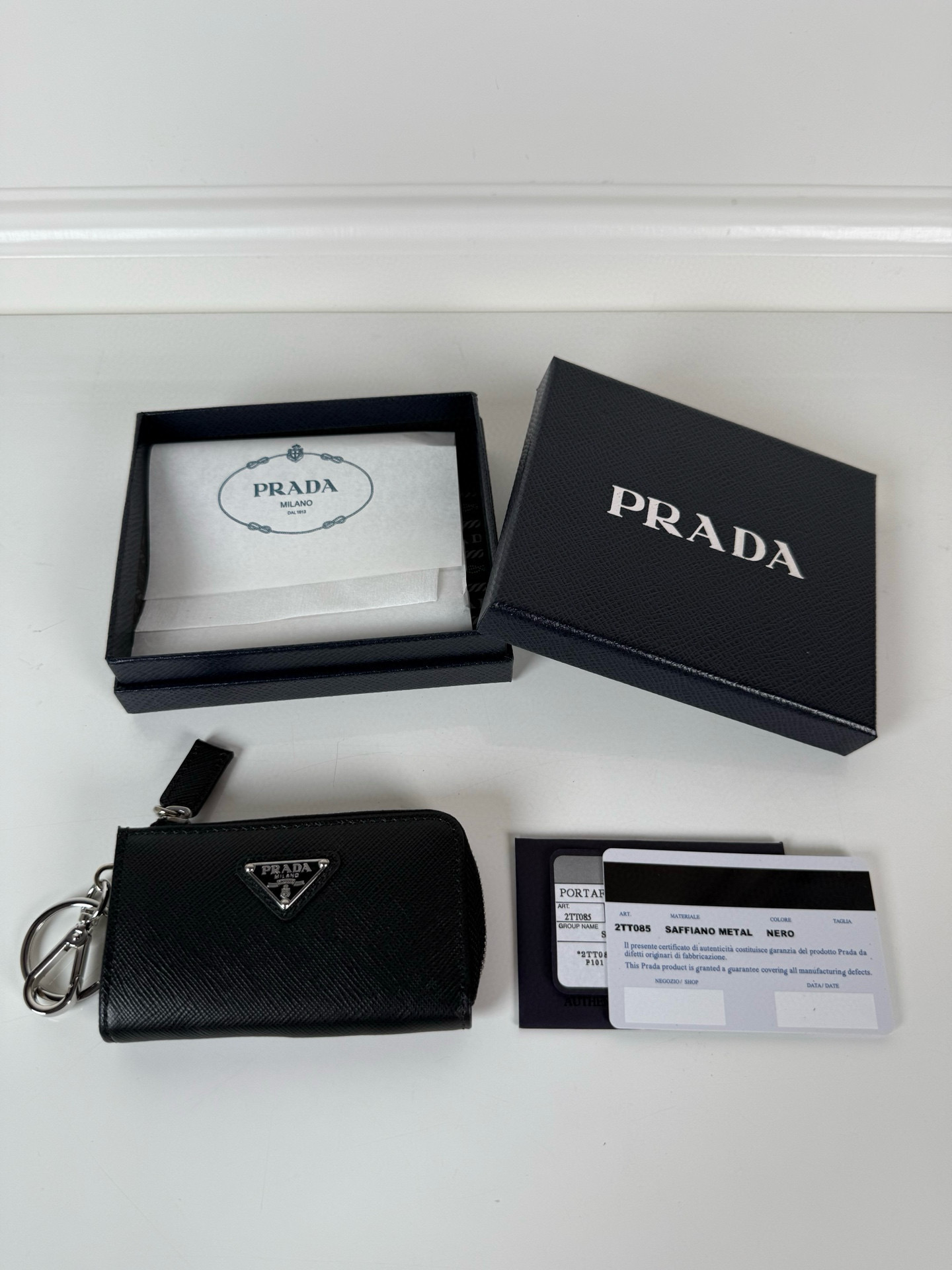 프라다 1TT085 남녀공용 카드지갑 머니클립